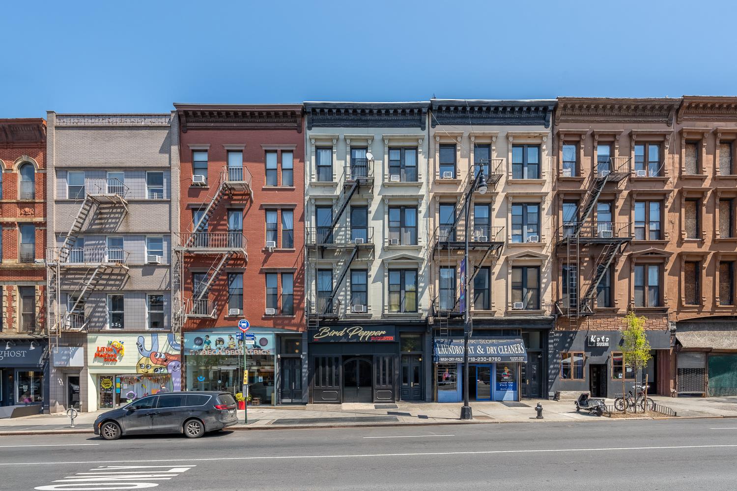259 Flatbush Ave